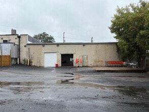 11414 Reisterstown Rd, Owings Mills, MD for lease Interior Photo- Image 2 of 8