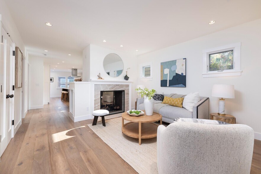 235 Alma St, Palo Alto, CA à vendre - Photo du bâtiment - Image 3 de 7