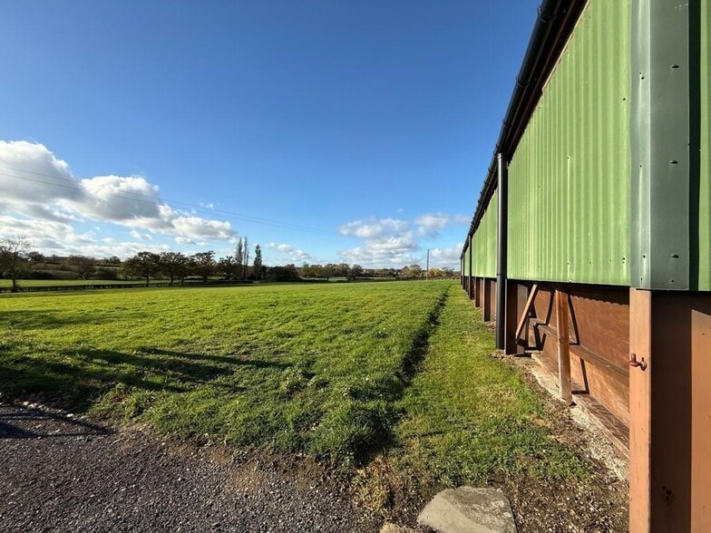 Beech Hill Rd, Reading for lease - Building Photo - Image 3 of 3