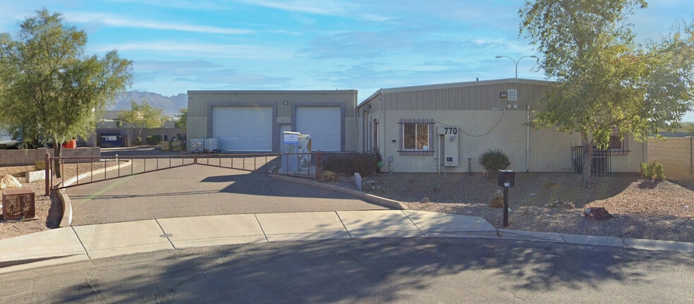 770 E 39th Ave, Apache Junction, AZ à louer - Photo du bâtiment - Image 2 de 7