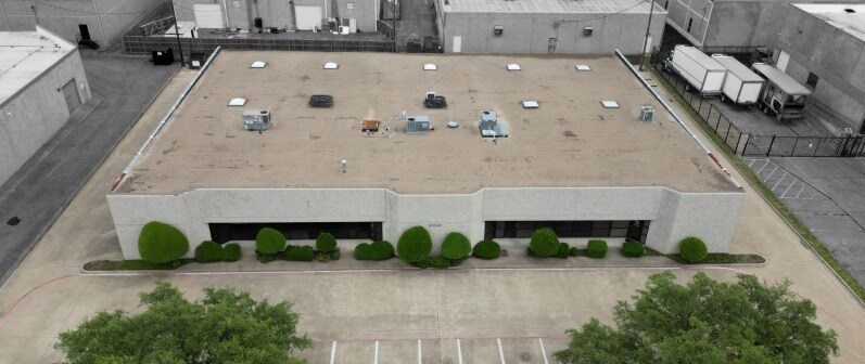 10840 Sanden Dr, Dallas, TX à louer - Photo du bâtiment - Image 1 de 3