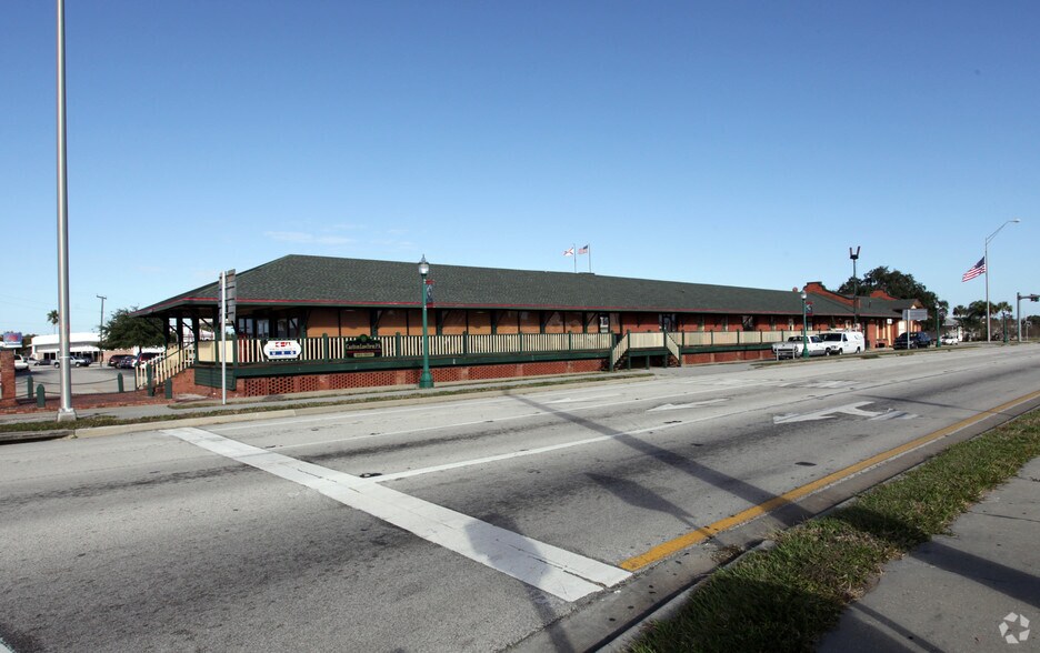 4 W Oak St, Arcadia, FL for lease - Building Photo - Image 2 of 7