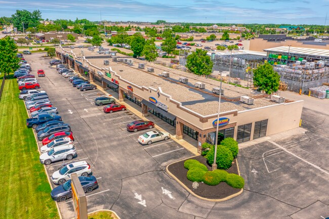 Plus de détails pour 5800-5840 Wilmington Pike, Centerville, OH - Commerce de détail à vendre