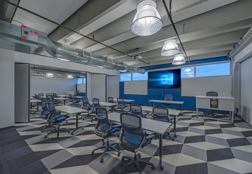 15415 Katy Fwy, Houston, TX for sale - Interior Photo - Image 3 of 19