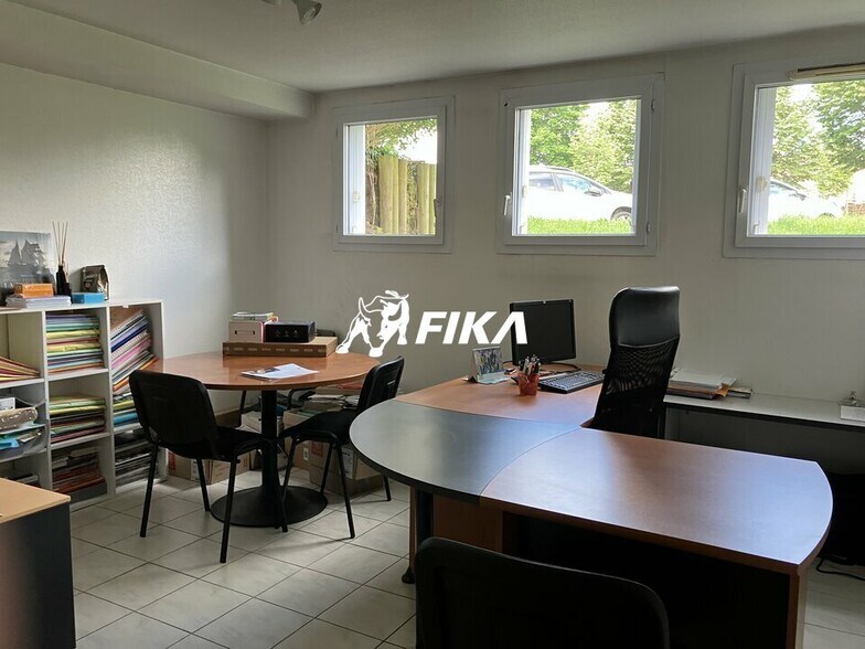 Bureau dans Blagnac à vendre - Photo du bâtiment - Image 2 de 7