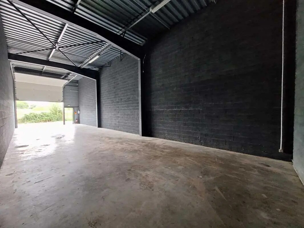 Bureau dans Cadaujac à louer Photo intérieure- Image 1 de 6