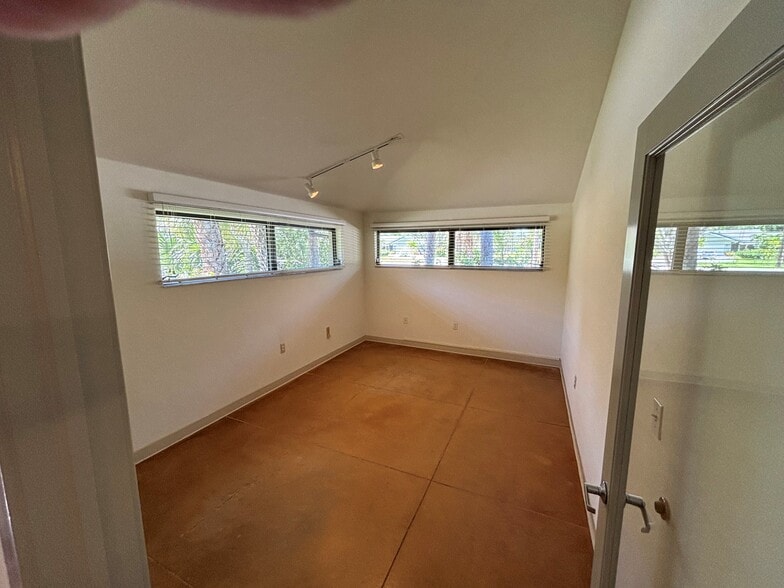 10271 Deer Run Farms Rd, Fort Myers, FL à louer - Photo du bâtiment - Image 3 de 10