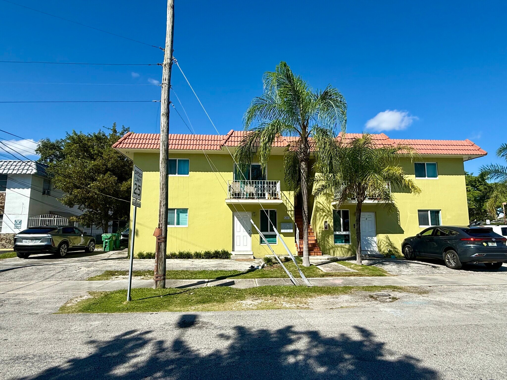 4201 SW 7th St, Coral Gables, FL for sale Primary Photo- Image 1 of 25