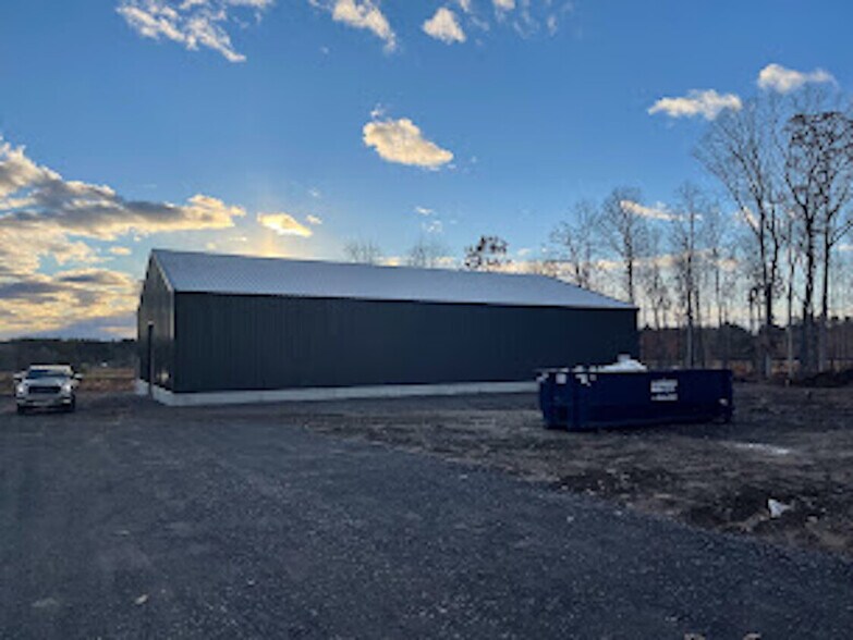 500 Portland St, Berwick, ME à vendre - Photo du bâtiment - Image 2 de 9