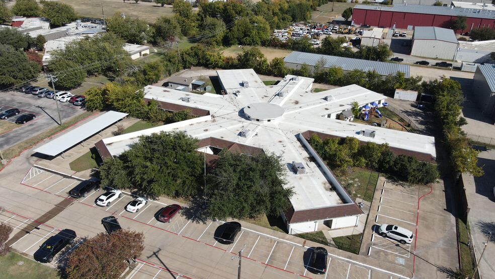 1710 N McDonald St, McKinney, TX for sale - Building Photo - Image 1 of 57