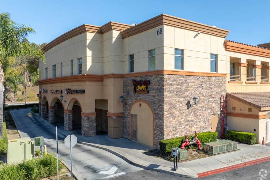 68 Rio Rancho Rd, Pomona, CA for lease - Building Photo - Image 2 of 3