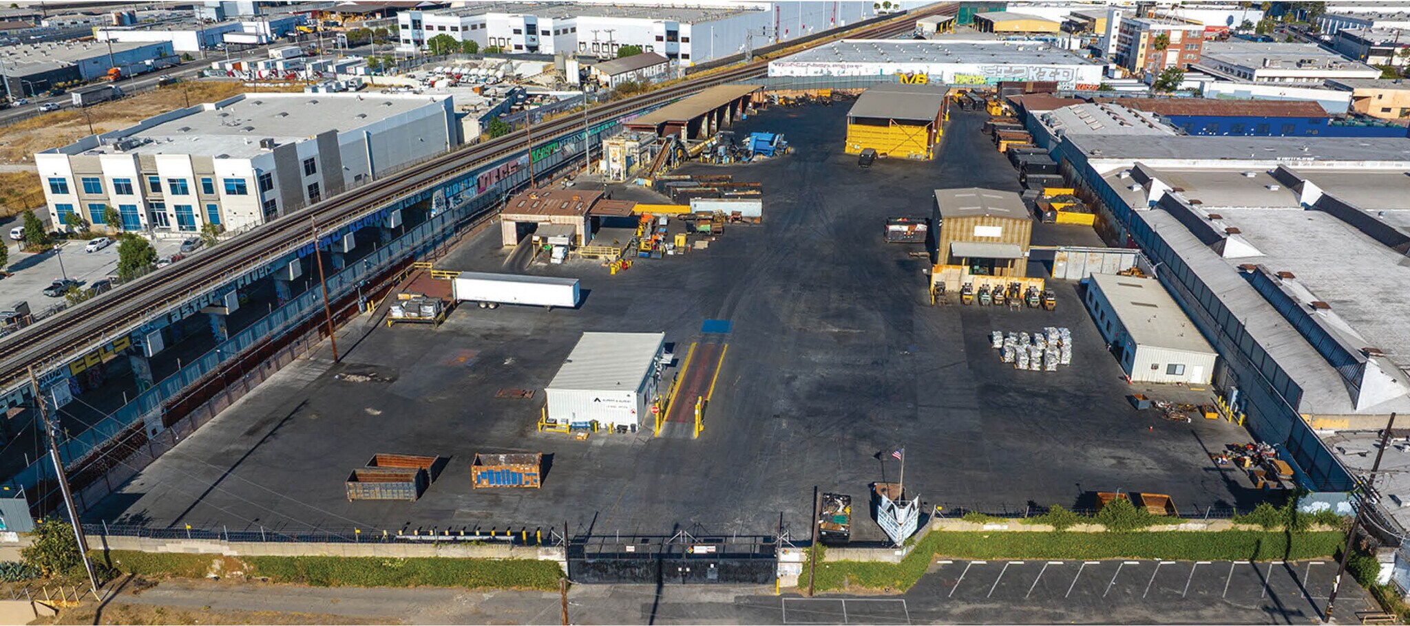 1820 S Soto St, Los Angeles, CA for lease Primary Photo- Image 1 of 2