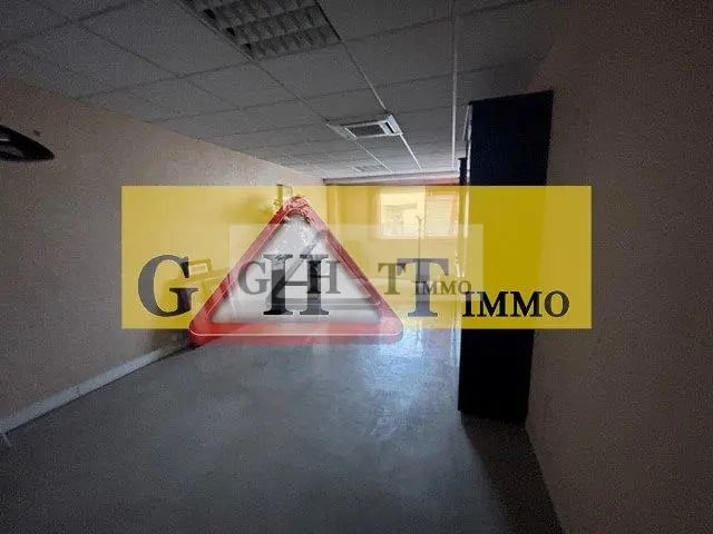 Bureau dans Neuilly-sur-Marne à louer - Photo intérieure - Image 1 de 1