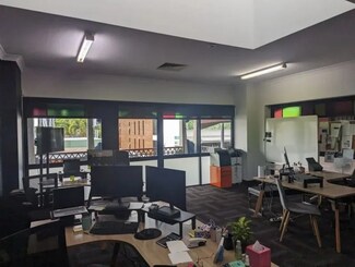 Plus de détails pour 156 Boundary St, WEST END - Bureau à louer