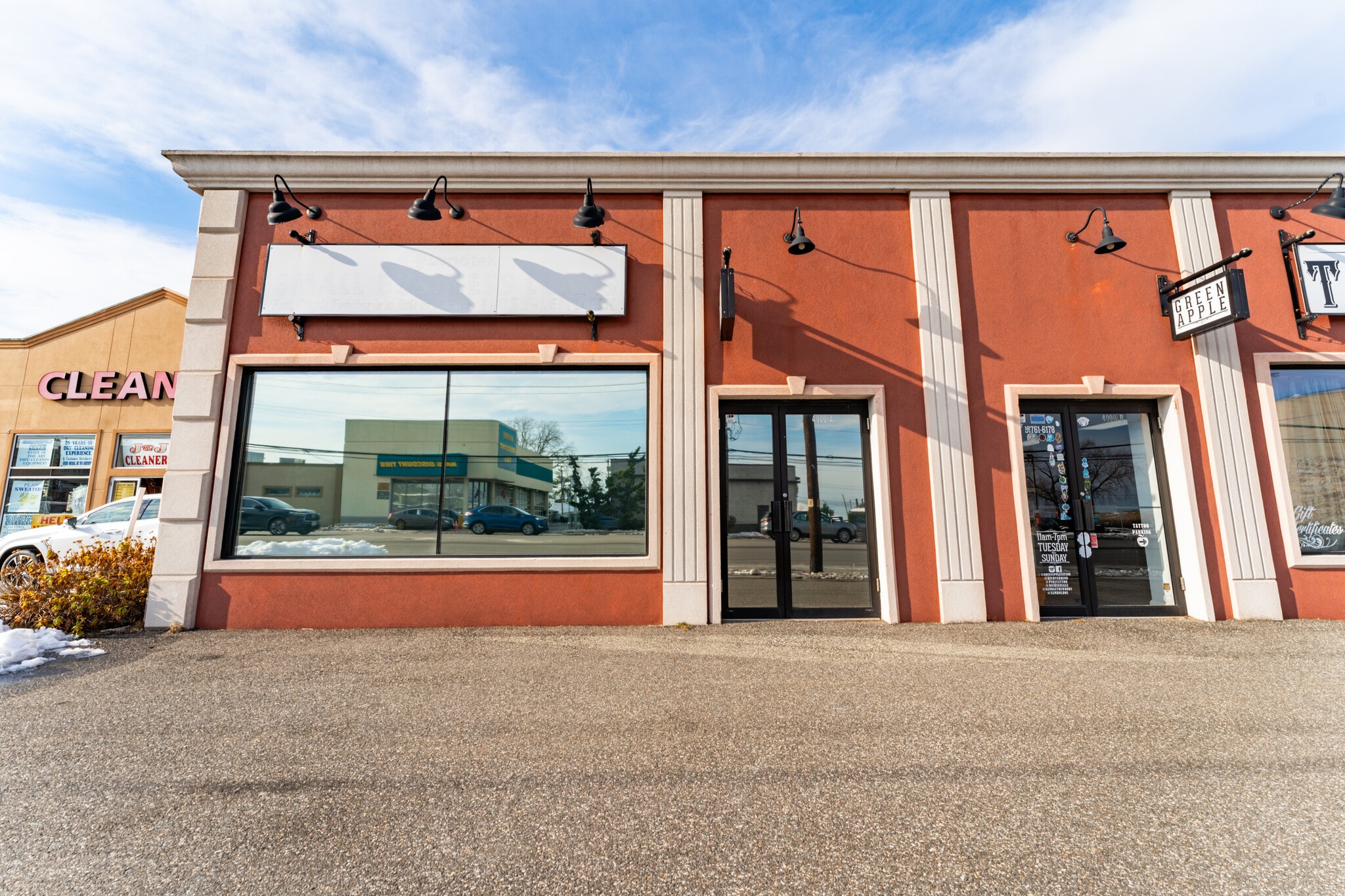 4000 Austin Blvd, Island Park, NY for lease Primary Photo- Image 1 of 7