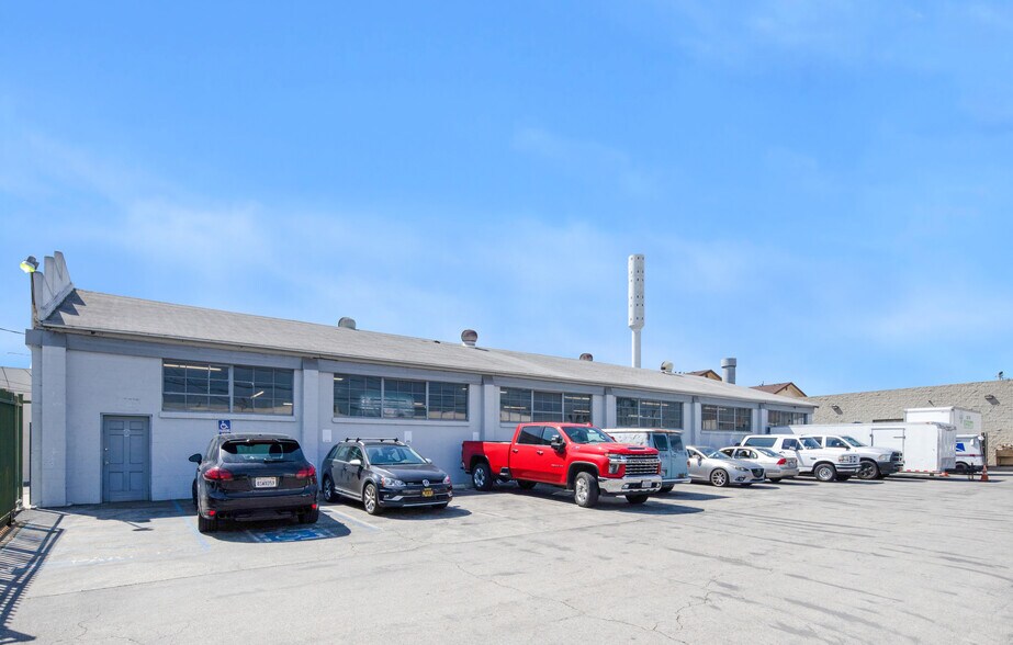 13101-13105 Yukon Ave, Hawthorne, CA à vendre - Photo du bâtiment - Image 3 de 3