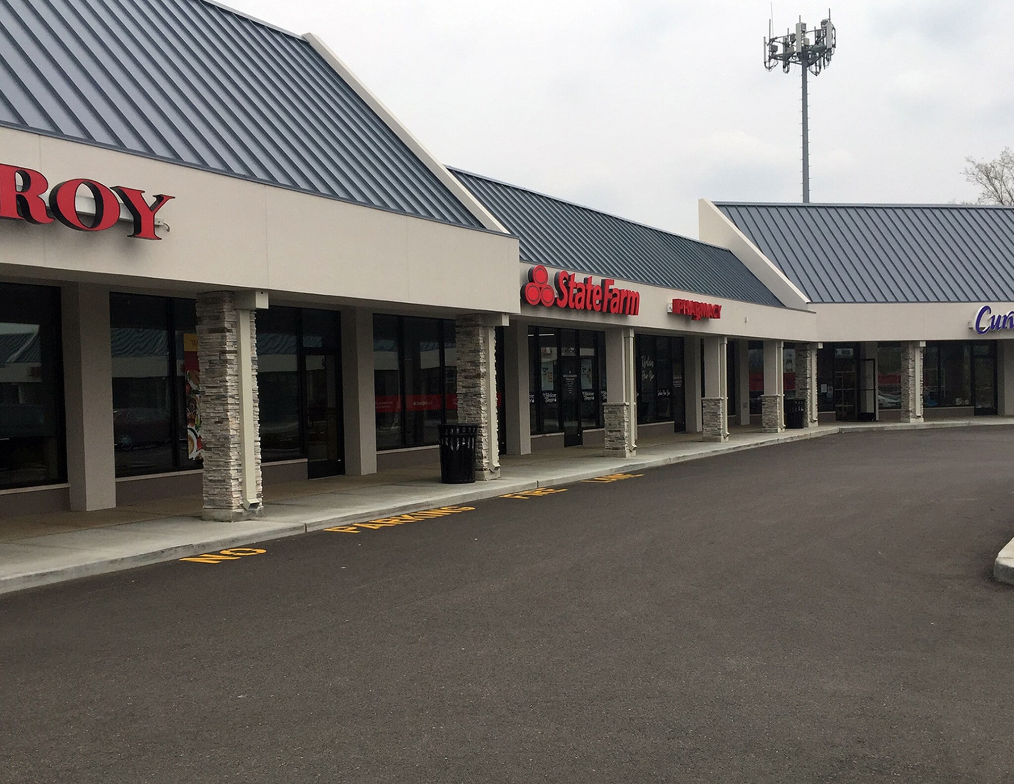 1-28 Stonegate Ctr, Valley Park, MO for lease Primary Photo- Image 1 of 2