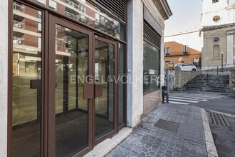Retail in Tarragona, Tarragona for lease Interior Photo- Image 1 of 5