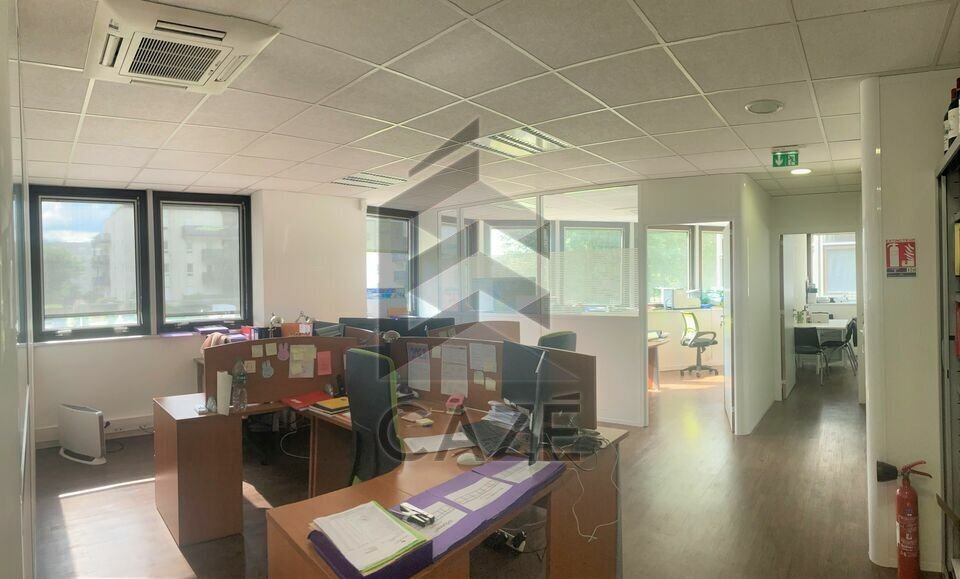 Office in Bruges for lease - Interior Photo - Image 3 of 5