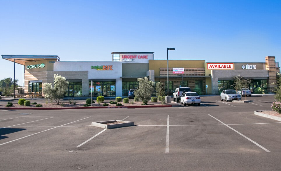 4050 S Alma School Rd, Chandler, AZ à louer - Photo du bâtiment - Image 2 de 2