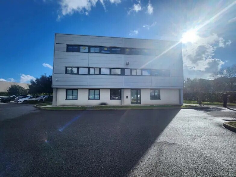 Office in Pérols for lease - Building Photo - Image 2 of 7
