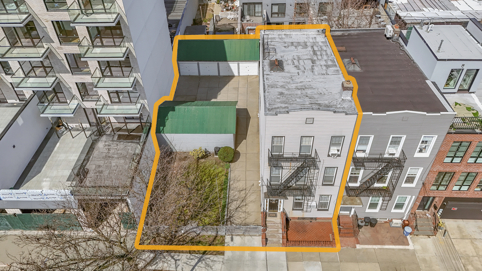 3936 28th St, Long Island City, NY for sale - Primary Photo - Image 1 of 10