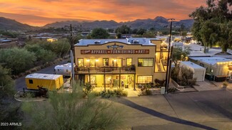 Plus de détails pour 6195 E Cave Creek Rd, Cave Creek, AZ - Vente au détail à vendre