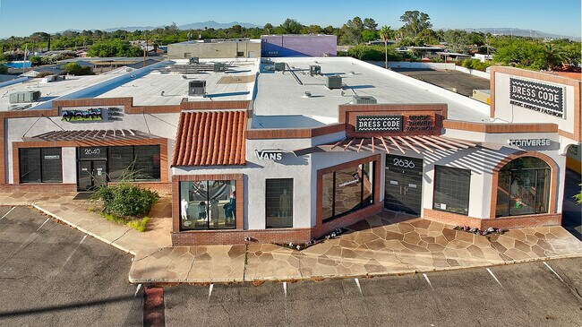 Plus de détails pour 2636-2640 E Broadway Blvd, Tucson, AZ - Commerce de détail à louer