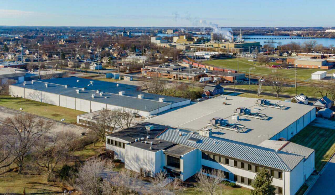 435 6th St, Menasha, WI for lease Building Photo- Image 1 of 13