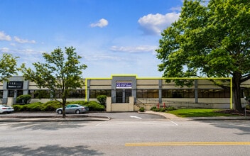 57 Harbor View Ave, Stamford, CT for lease Interior Photo- Image 1 of 13