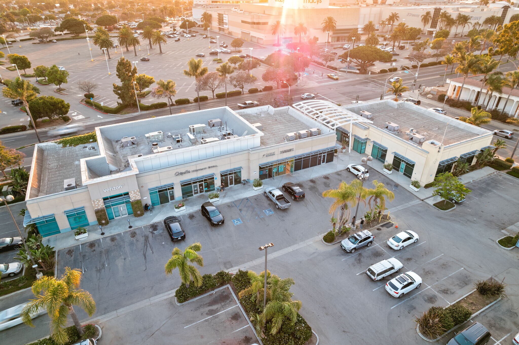 480-500 S Mills Rd, Ventura, CA à vendre Photo du bâtiment- Image 1 de 1