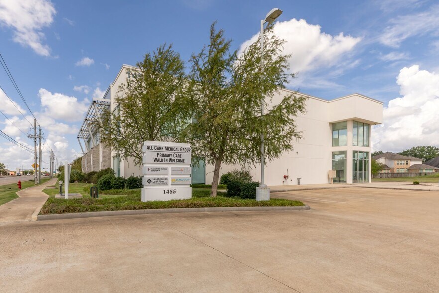 1455 FM 646 Rd, League City, TX à louer - Photo du bâtiment - Image 2 de 7