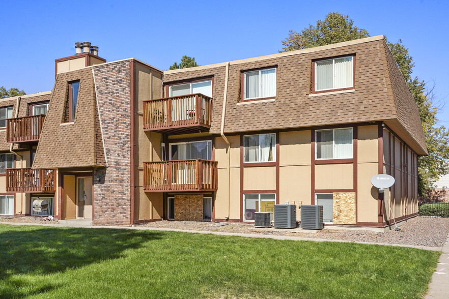 15800-15830 E 13th Ave, Aurora, CO à vendre - Photo du bâtiment - Image 2 de 16