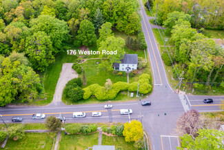 Plus de détails pour 176 Weston Rd, Weston, CT - Vente au détail à vendre