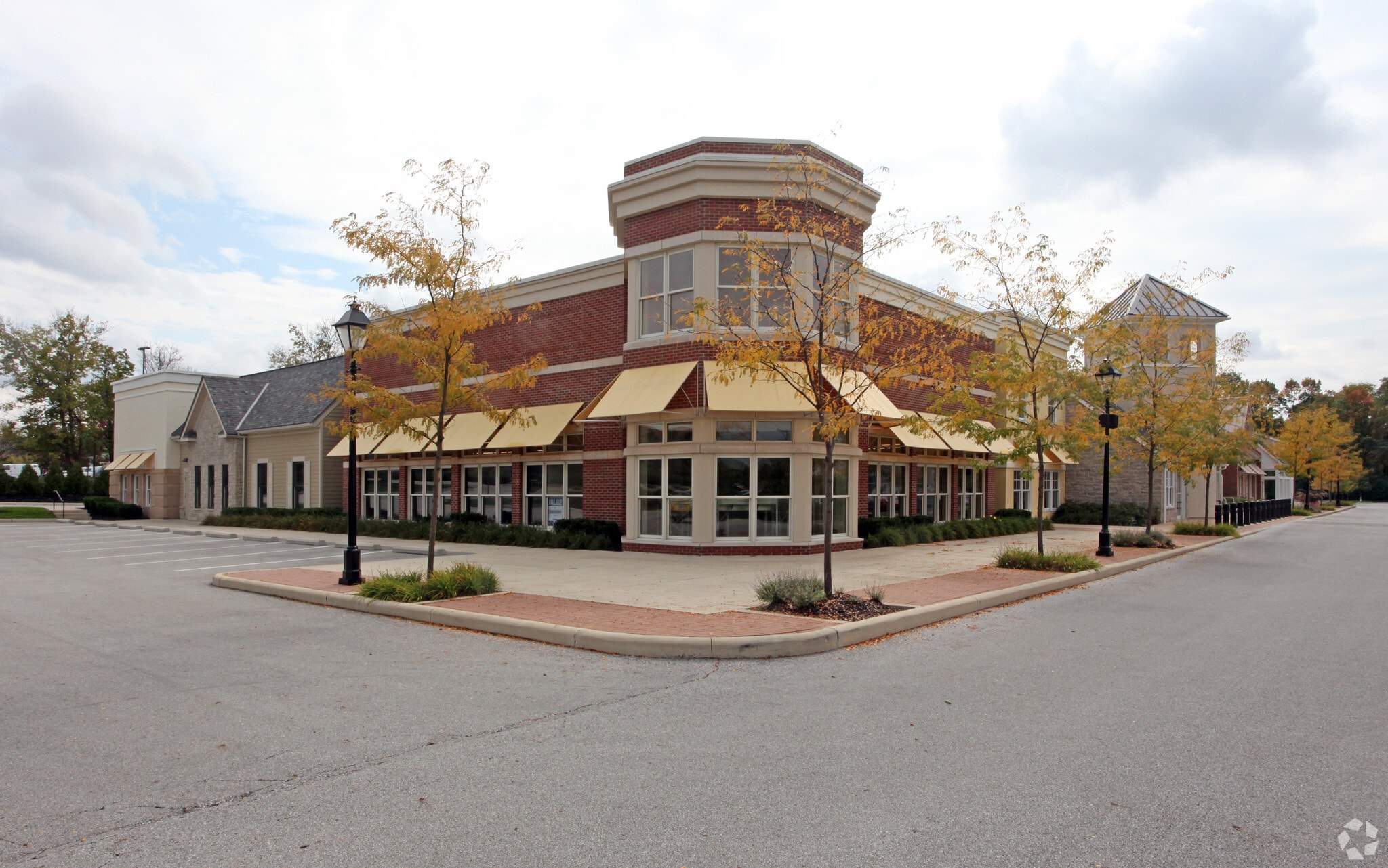 4305-4335 W Dublin Granville Rd, Dublin, OH à louer Photo principale- Image 1 de 3