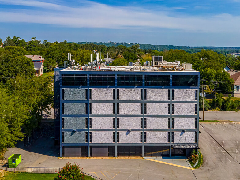 2020 W 3rd St, Little Rock, AR for lease - Building Photo - Image 2 of 25