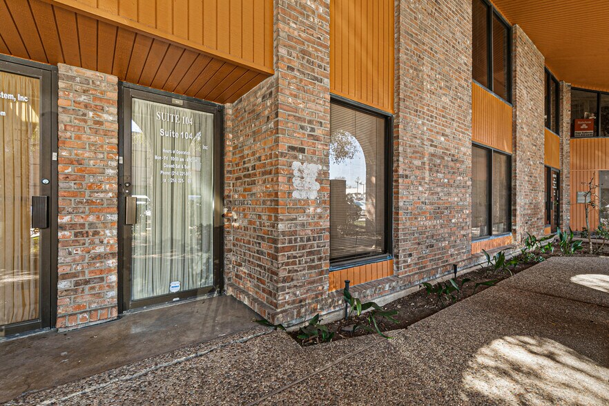 12989 Jupiter Rd, Dallas, TX à vendre - Photo du bâtiment - Image 3 de 6