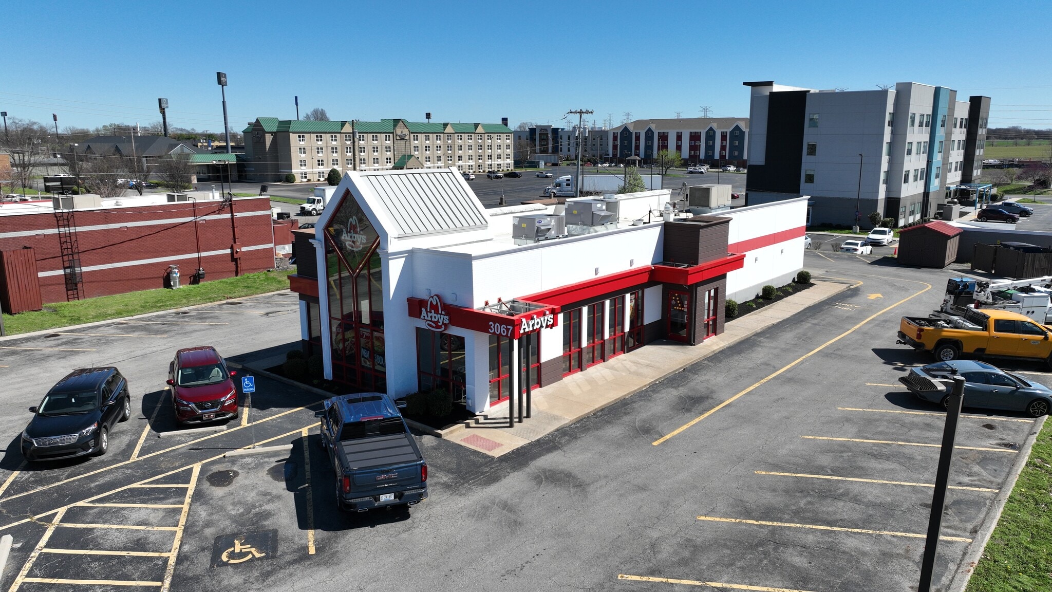 3067 Wilma Rudolph Blvd, Clarksville, TN for sale Primary Photo- Image 1 of 4