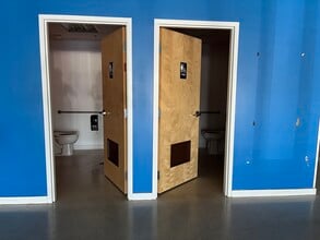 252-260 Payne Rd, Scarborough, ME for lease Interior Photo- Image 2 of 4