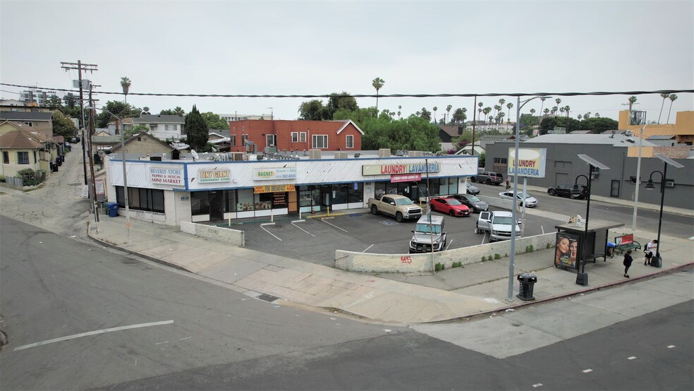 3251-3255 Beverly Blvd, Los Angeles, CA à vendre - Photo du bâtiment - Image 2 de 40