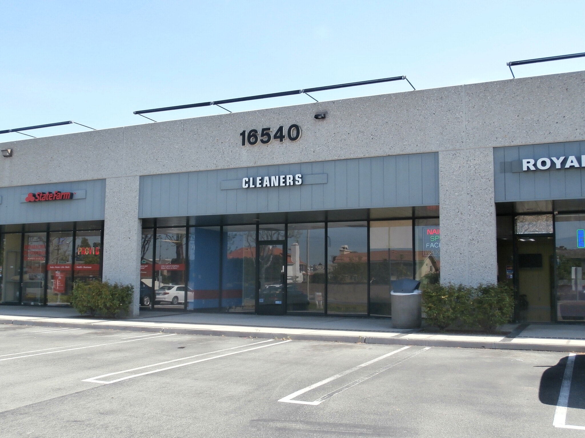 16540 Harbor Blvd, Fountain Valley, CA for lease Interior Photo- Image 1 of 1
