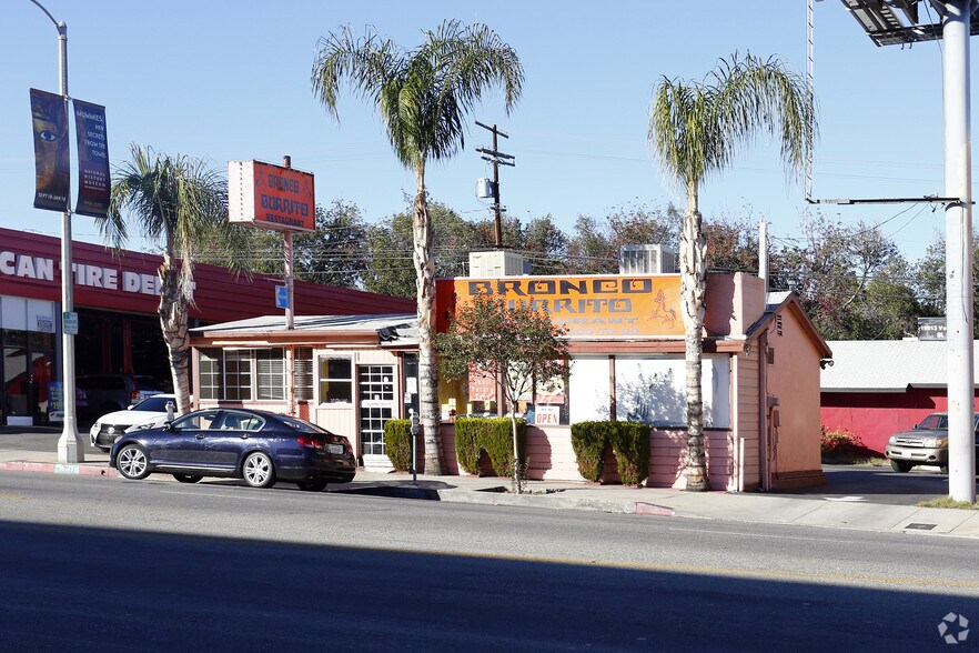 19511-19513 Ventura Blvd, Tarzana, CA à louer - Photo du bâtiment - Image 3 de 6