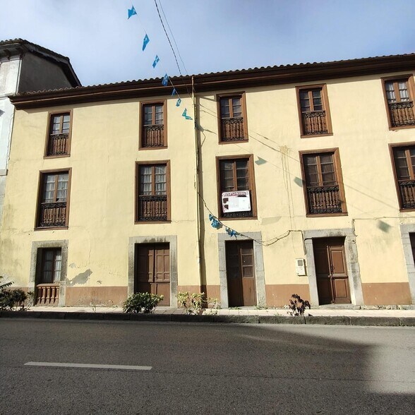 Multifamily in Oviedo, Asturias for sale - Building Photo - Image 1 of 28