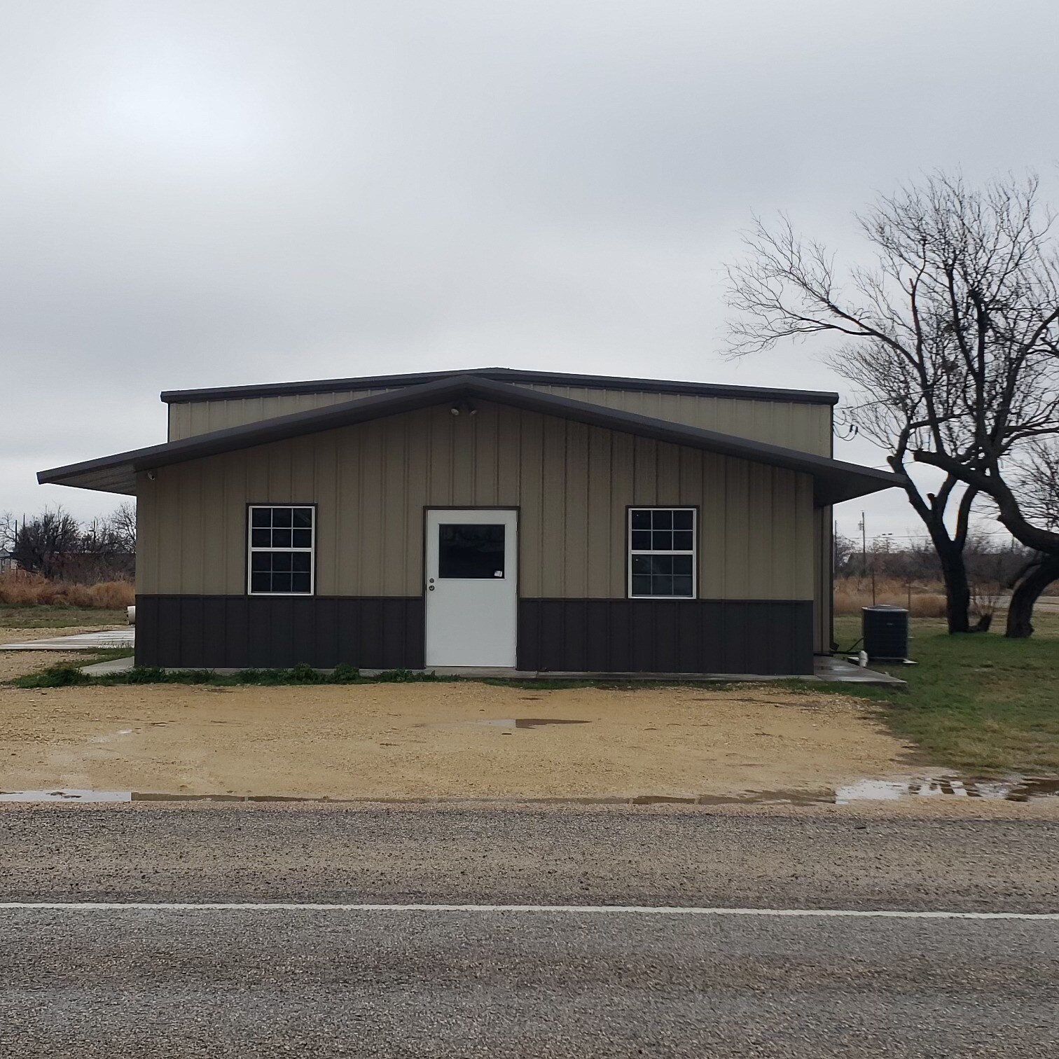 937 Harlan Ave, Hermleigh, TX à vendre Photo du bâtiment- Image 1 de 8