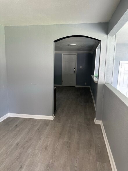 5636 Kennedy Hills Dr, Seffner, FL for sale - Building Photo - Image 3 of 21