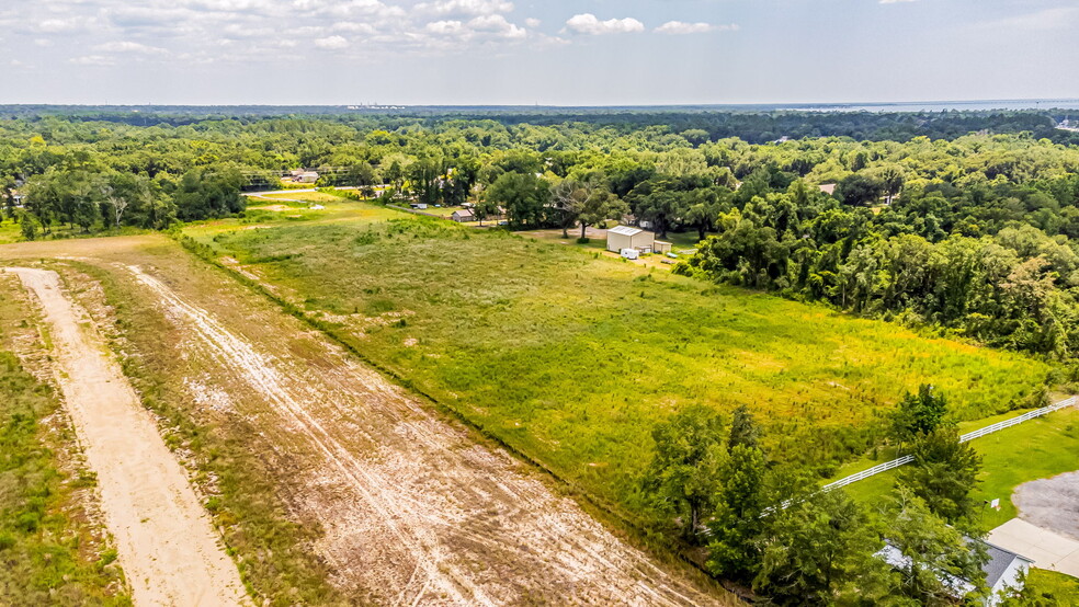 4709 Woodbine Rd, Pace, FL for sale - Building Photo - Image 3 of 4