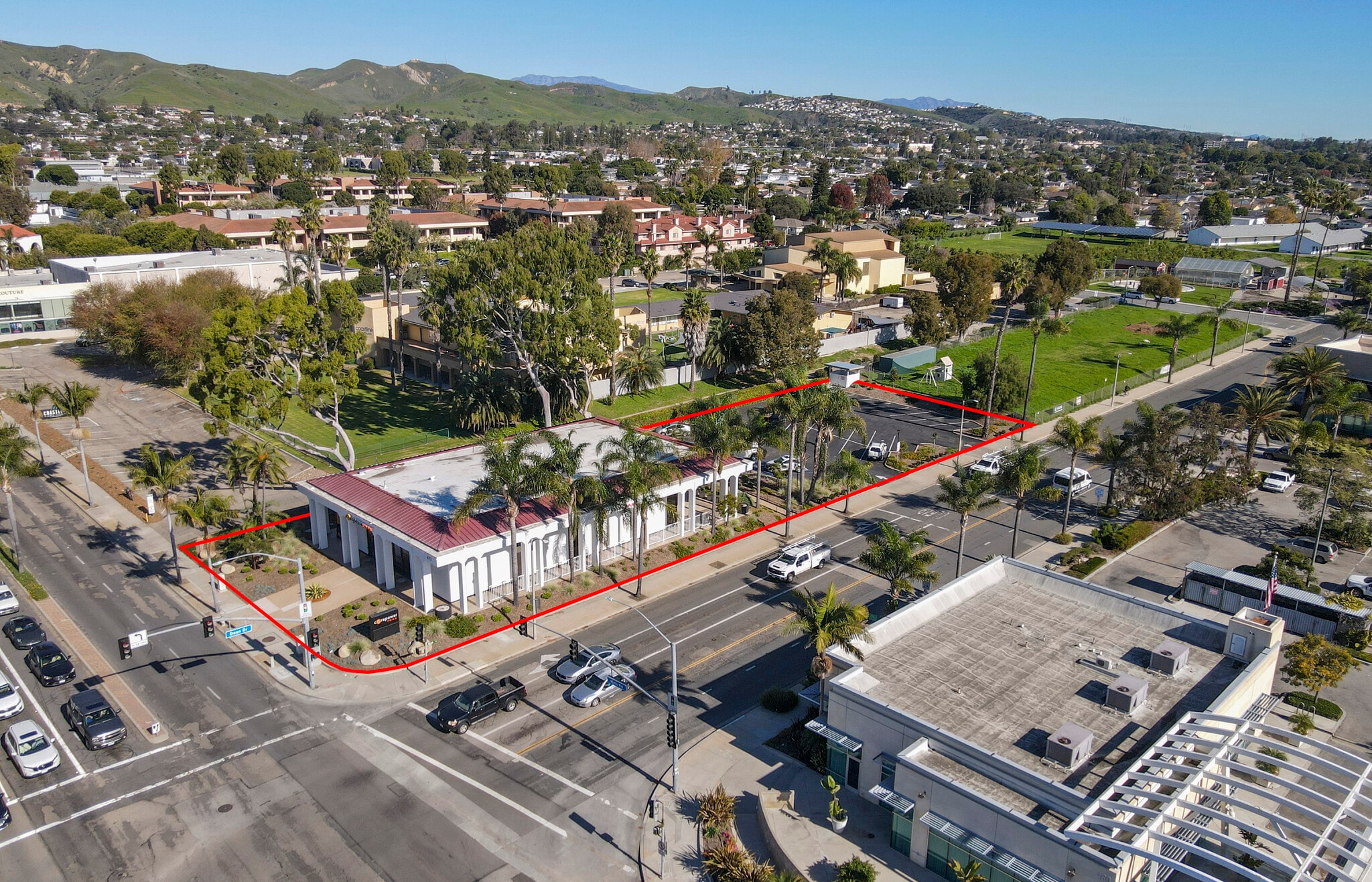 472 S Mills Rd, Ventura, CA for sale Primary Photo- Image 1 of 13