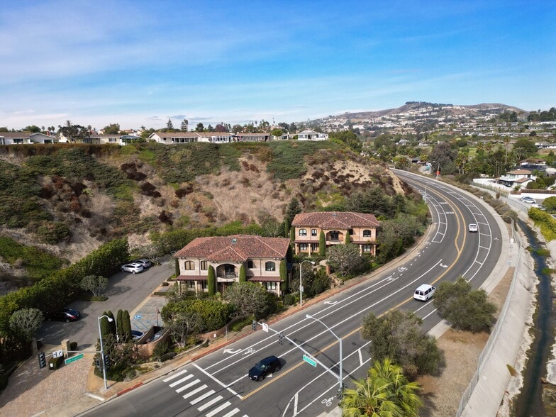 2753 Camino Capistrano, San Clemente, CA for lease - Building Photo - Image 3 of 10