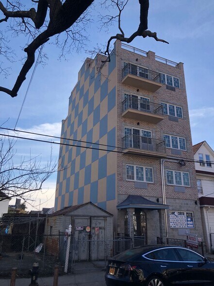 170-14 89th Ave, Jamaica, NY for sale - Building Photo - Image 2 of 26