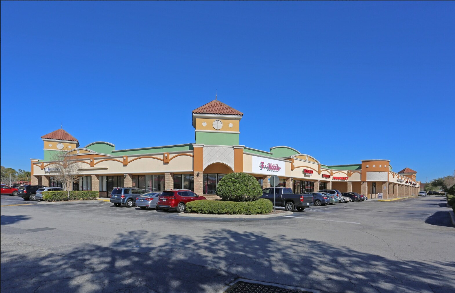 2534 Simpson Rd, Kissimmee, FL à louer Photo du bâtiment- Image 1 de 3